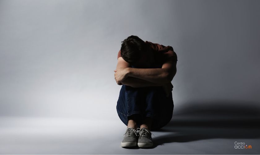 Señales de alerta y prevención del suicidio en personas con adicciones Señales de alerta y prevención del suicidio en personas con adicciones.